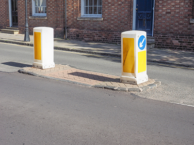 Verkeer- & parkeerbeveiliging - Verkeerspalen